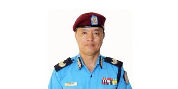 को हुन् नेपाल प्रहरीका ३२औँ आईजीपी चन्द्रकुवेर खापुङ ? 