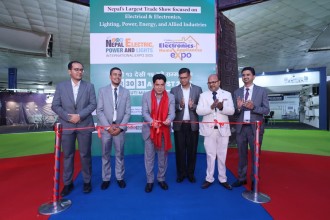 उद्योग, वाणिज्य तथा आपूर्ति मन्त्री  मन्त्री दामोदर भण्डारी द्वारा ‘इलेक्ट्रिक एंड इलेक्ट्रोनिक्स’ अन्तर्राष्ट्रिय प्रदर्शनी उद्घाटन